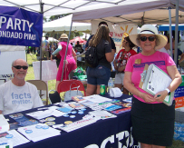 Despite the sweltering heat, Jim and I had a great time at the Labor Day Picnic. We collected a lot of Clean Elections $5 donations and signatures. Here I am with LD9 chair Michael Dues.